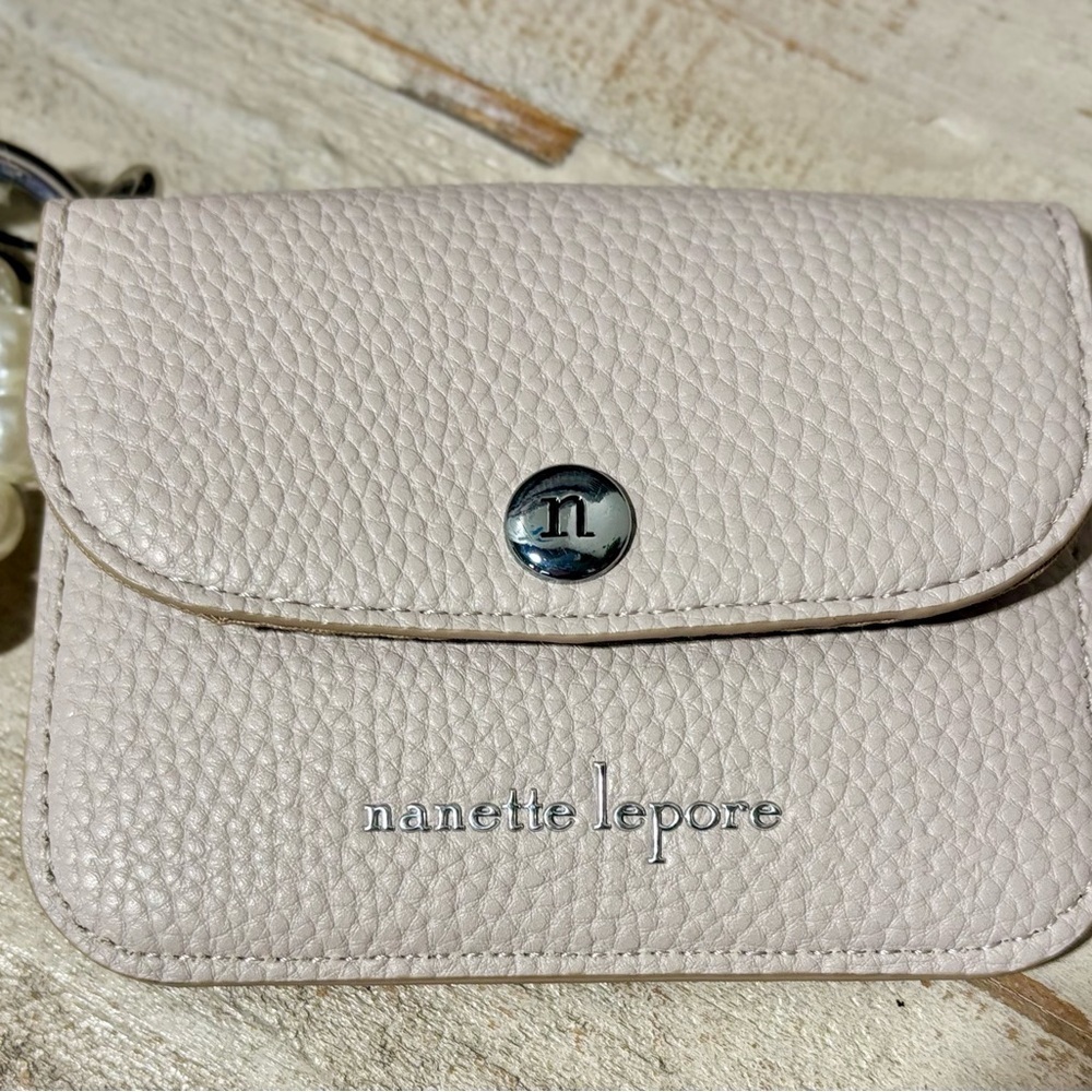 NWT❤️Nanette Lepore Hands Free Bracelet & Wristlet Set - Picture 2 of 5
